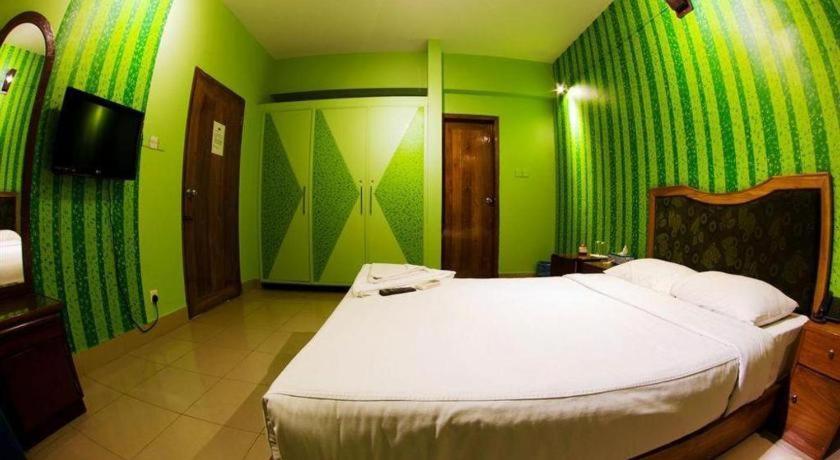 Hotel Tropical Daisy Dhaka Esterno foto